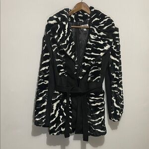 The Look Randolph Duke Zebra Print Women's Coat Sz Medium